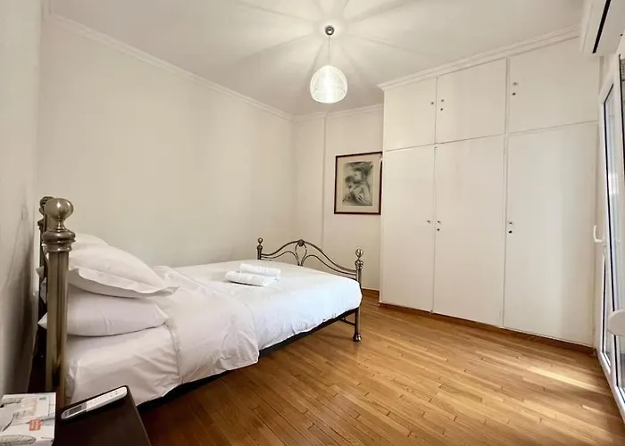 Lovely 1 Bdr In The Center Of Athens