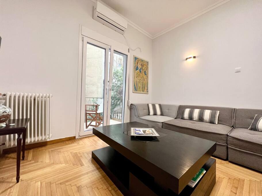 Lovely 1 Bdr In The Center Of Apartment
